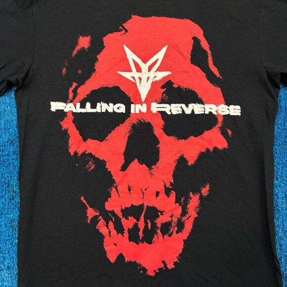 Falling in Reverse Red Skull Rock Band T-Shirt Size Medium - Picture 2 of 4